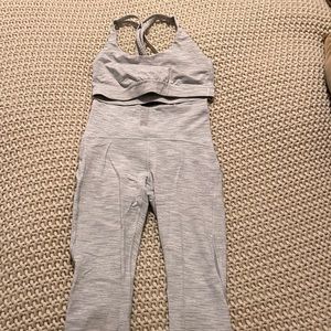 Lululemon matching set, size 6 bra and size 4 leggings. High waist, no damage